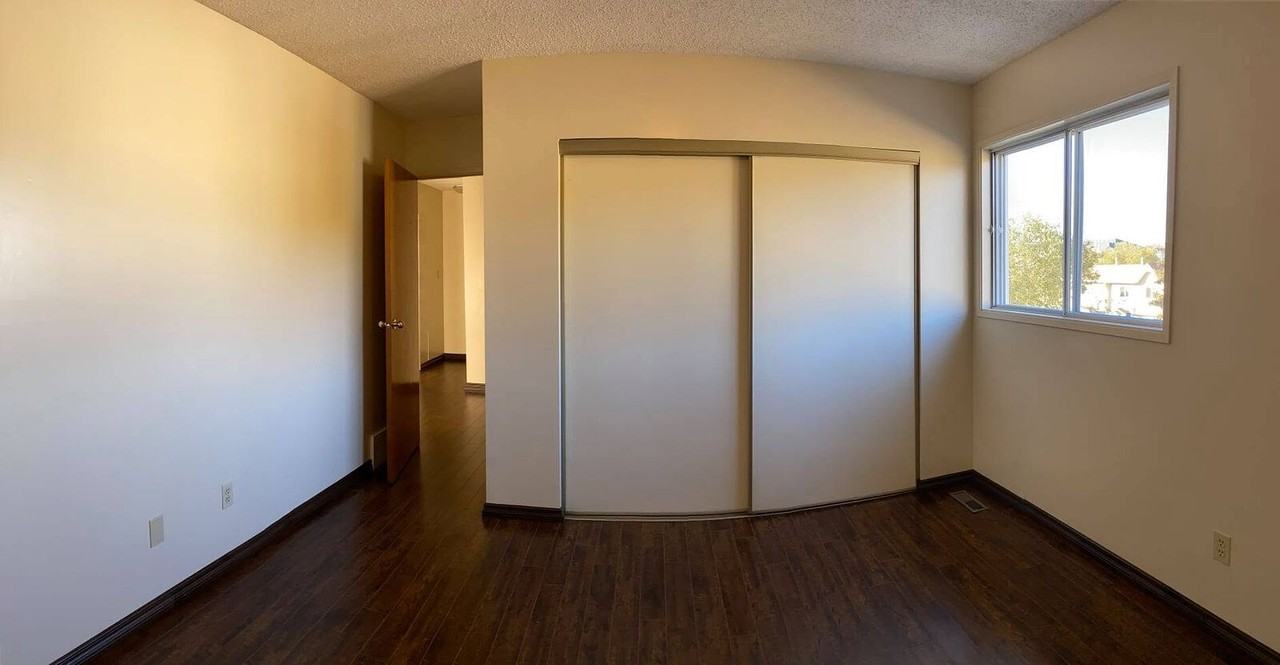 1503 9 Ave - Photo 7 of 15