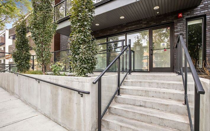 121 - 121 24 Ave Sw - Photo 7 of 18