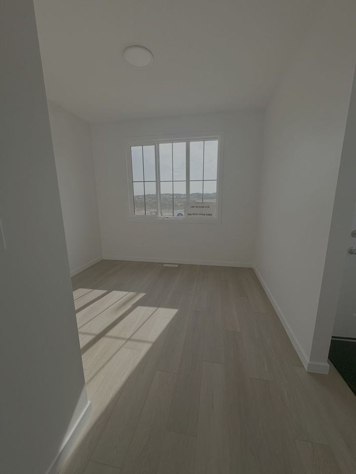 7799 - 8799 Edgemont Link Nw - Photo 4 of 13