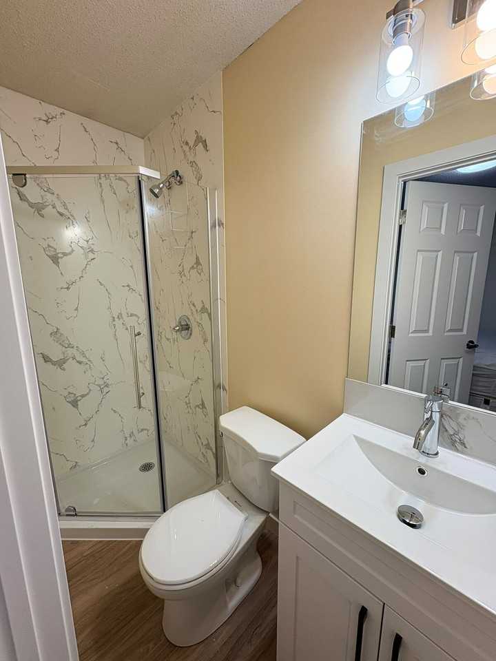5051 Vantage Cres Nw - Photo 7 of 10