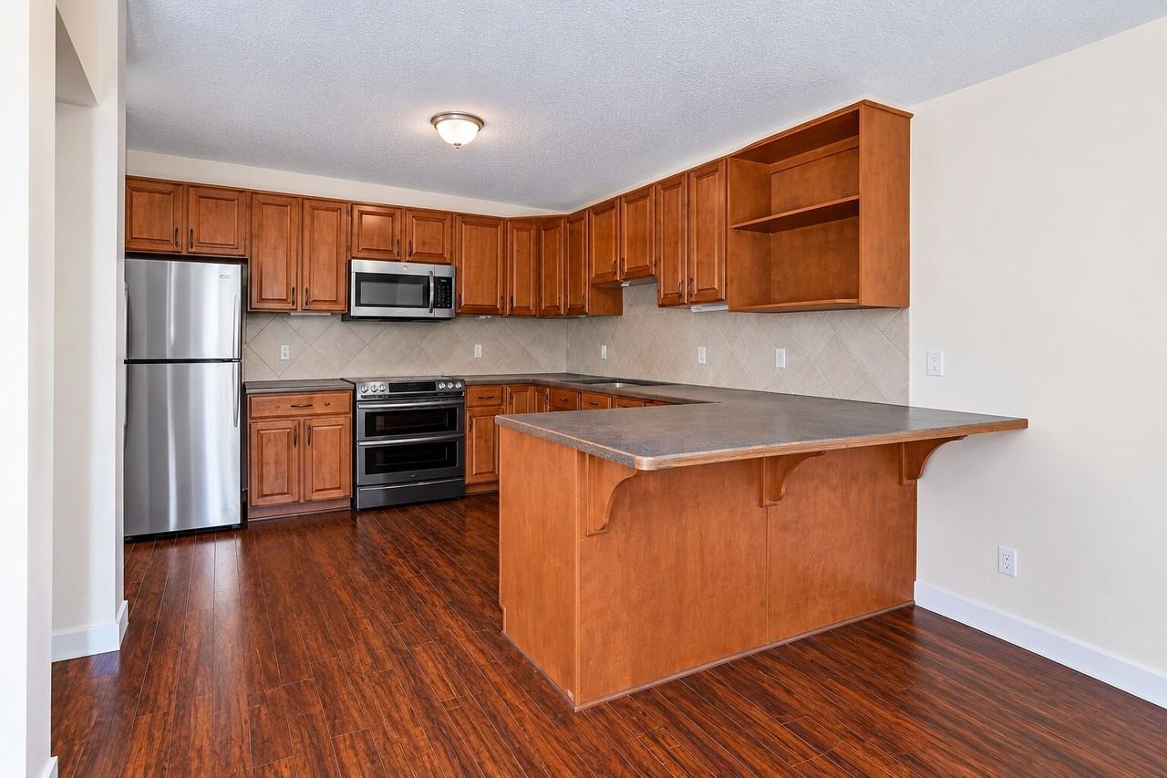 66 Elston Pl Se - Photo 7 of 33