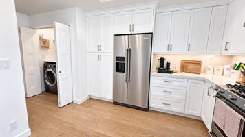 featured image of 1227 N Brand Blvd #8