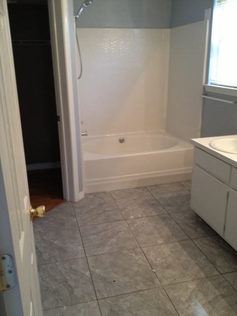 434 Bridgewater Ct #NA - Photo 4 of 15