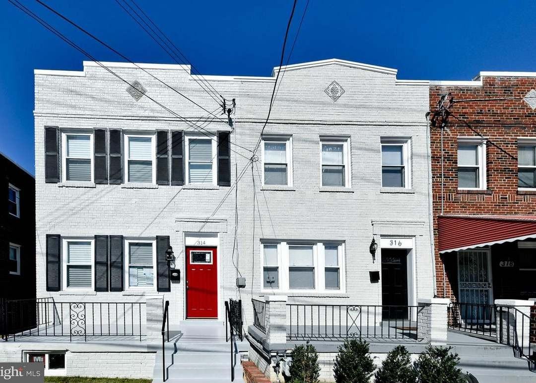 316 Division Ave Ne #NA - Photo 7 of 12