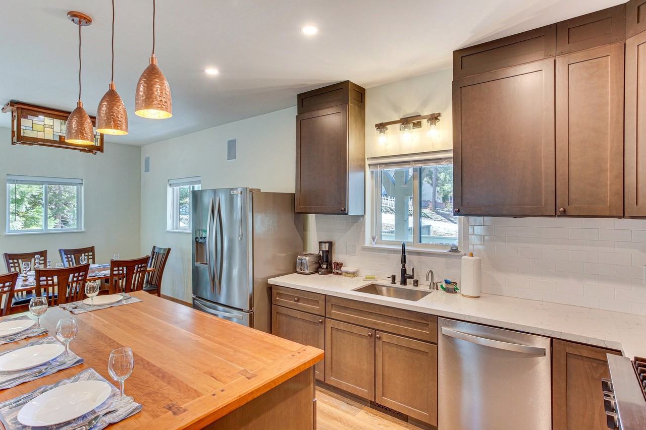 1056 Sandalwood Dr #NA - Photo 6 of 23
