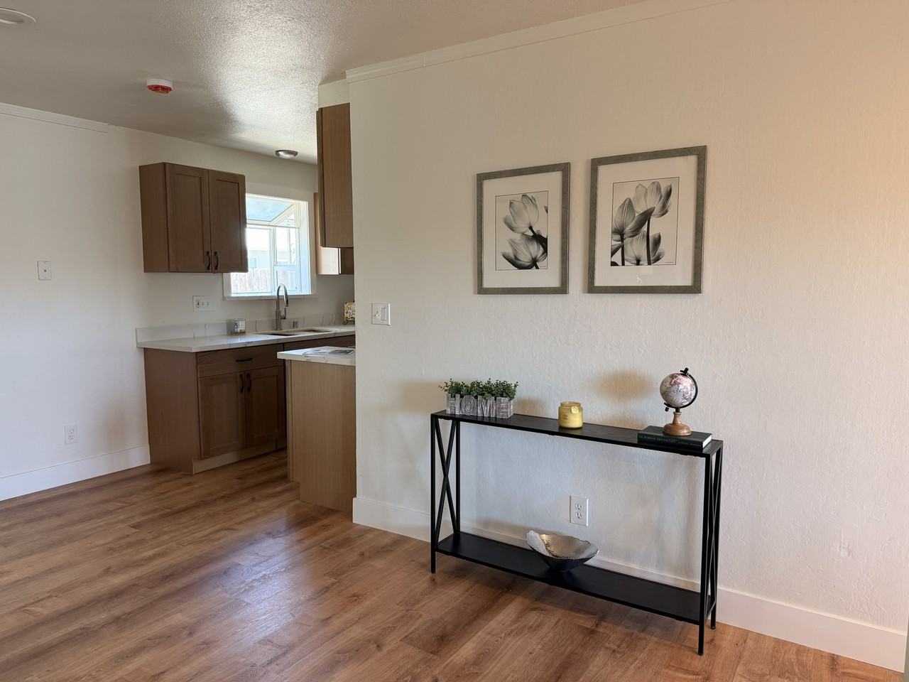 220 Long St #0 - Photo 5 of 6