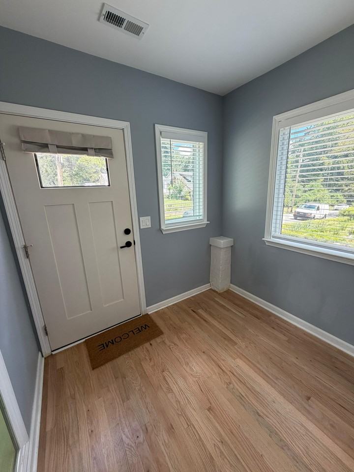 1458 Hawthorne Way #NA - Photo 5 of 50