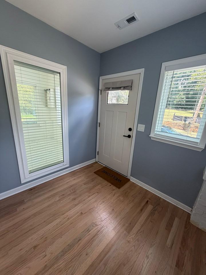 1458 Hawthorne Way #NA - Photo 7 of 50