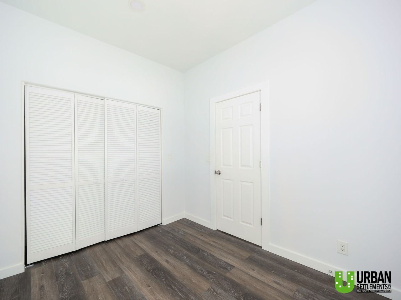 3803 E Wellesley Ave #NA - Photo 4 of 14