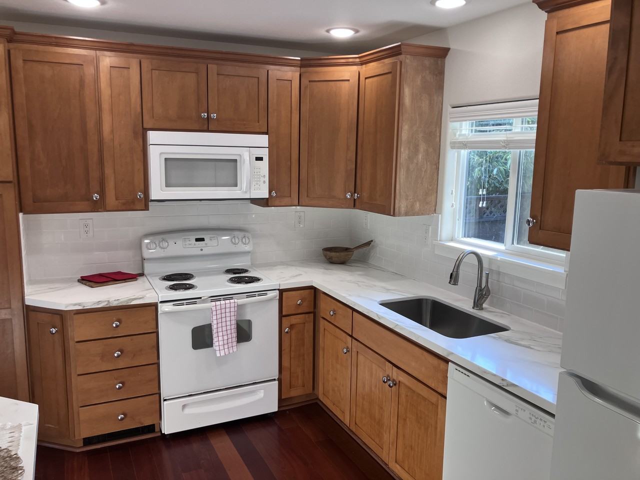 612 S 84th St #NA - Photo 4 of 20