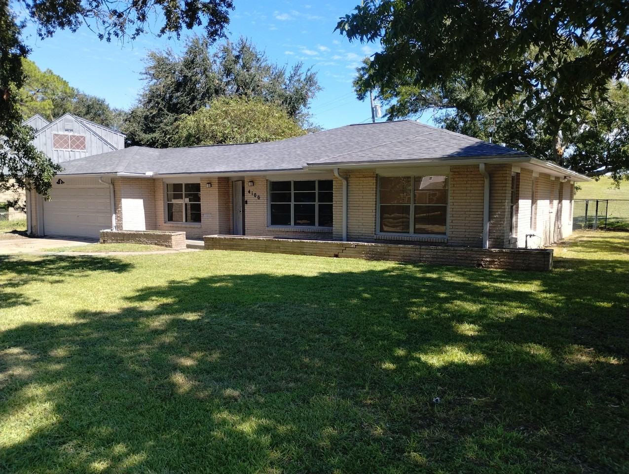 4100 Lakeshore Dr #NA - Photo 2 of 16