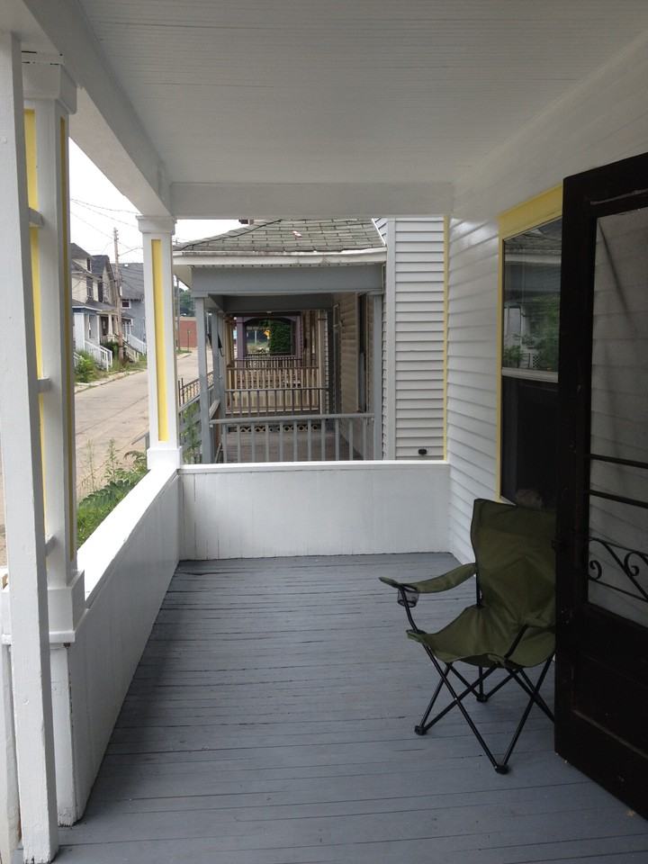934 Bellevue Pl #NA - Photo 3 of 16
