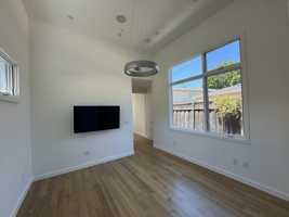 featured image of 511 Carmel Cir Unit B #NA
