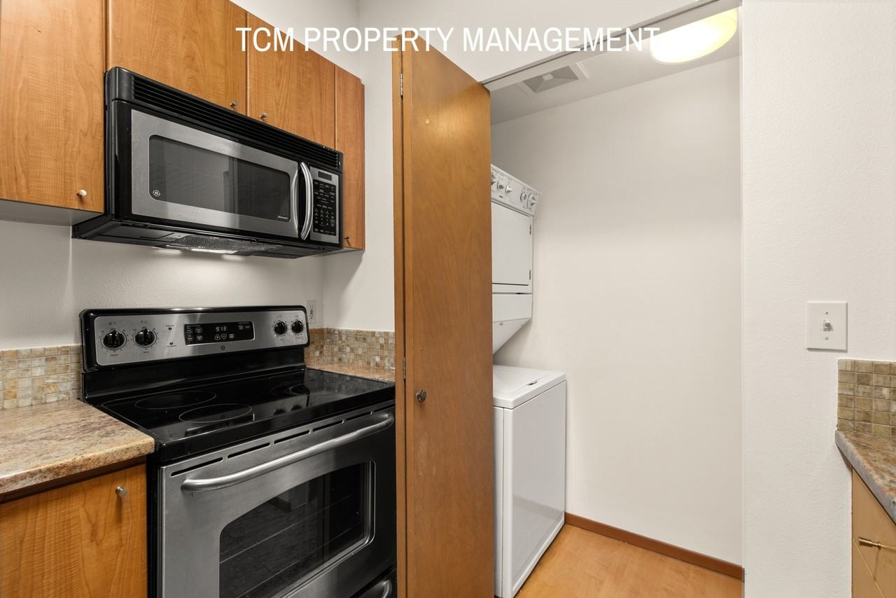 668 S Lane St #607 - Photo 3 of 14