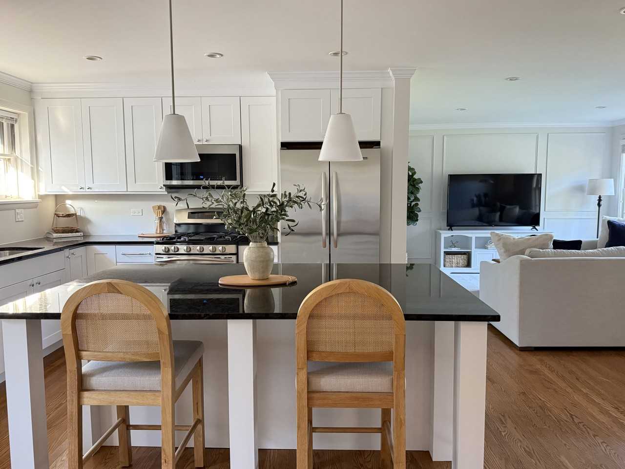 1120 Manor Dr #NA - Photo 3 of 16