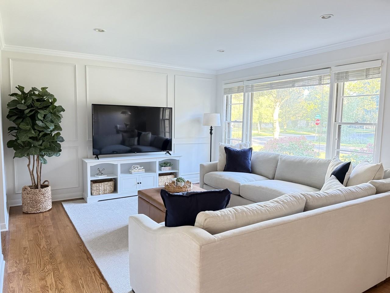 1120 Manor Dr #NA - Photo 4 of 16