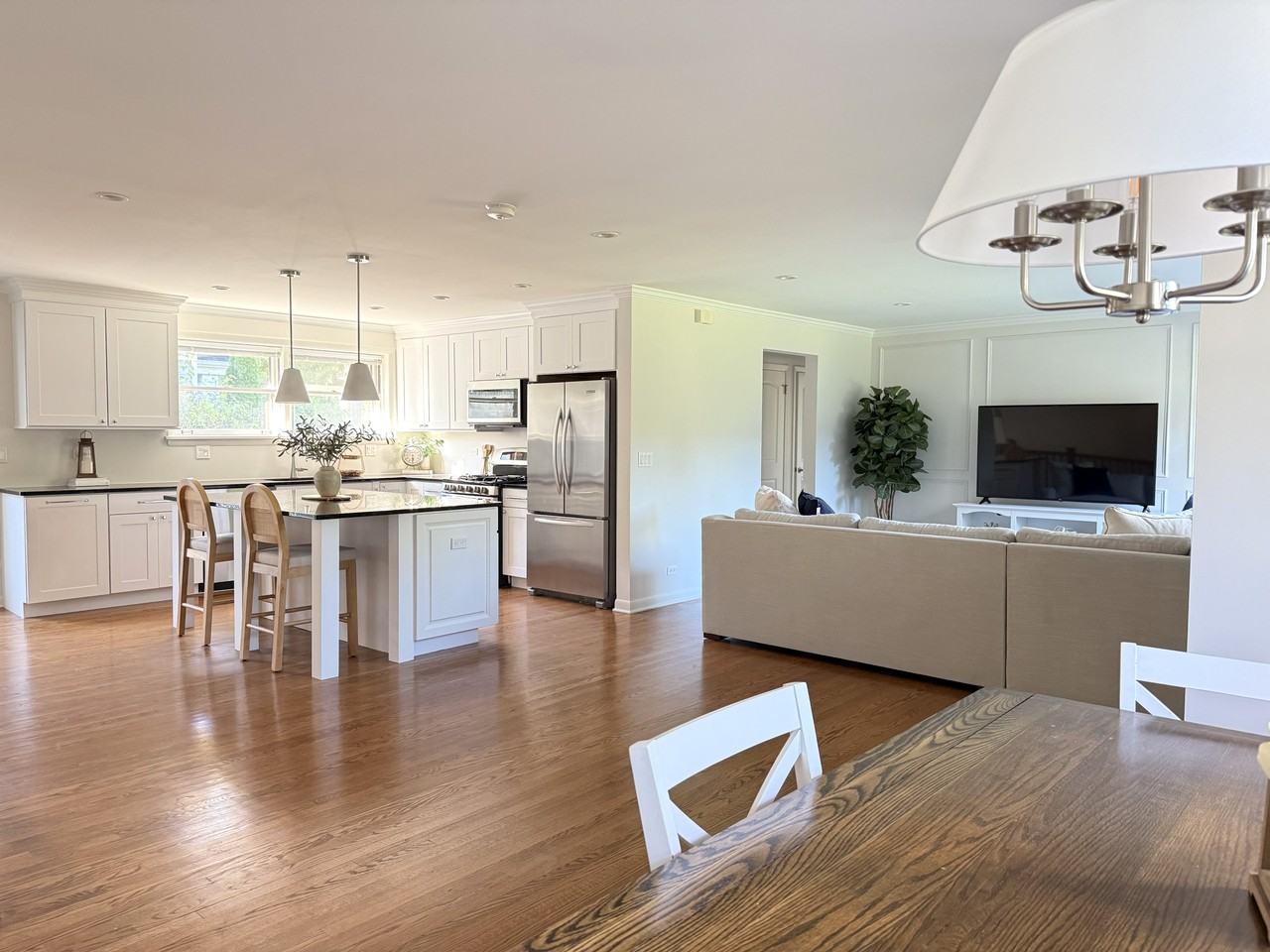 1120 Manor Dr #NA - Photo 7 of 16