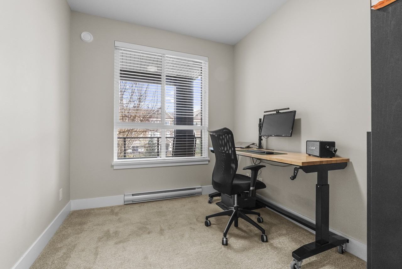 4690 Hawk Lane #213 - Photo 7 of 18