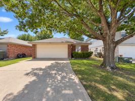 featured image of 2517 Sleepy Hollow Ln #NA