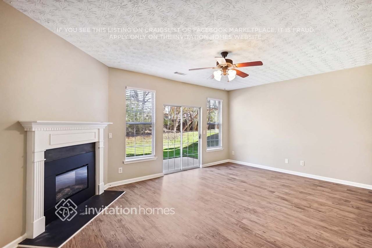 4922 Vireo Dr - Photo 6 of 19