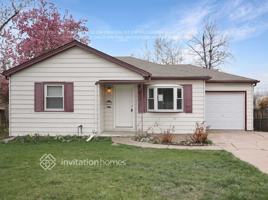 featured image of 1740 W Crestline Dr