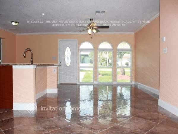 1105 Gerona Ave - Photo 2 of 12
