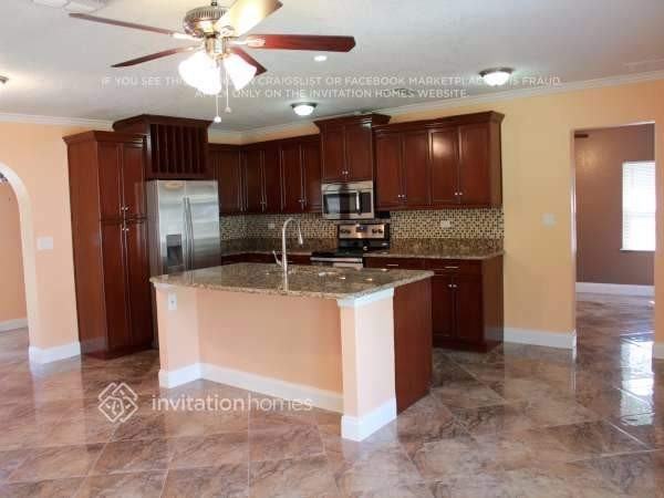 1105 Gerona Ave - Photo 4 of 12