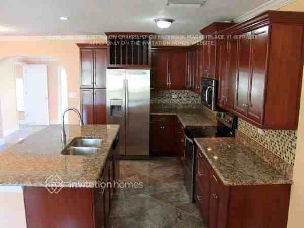 1105 Gerona Ave - Photo 5 of 12