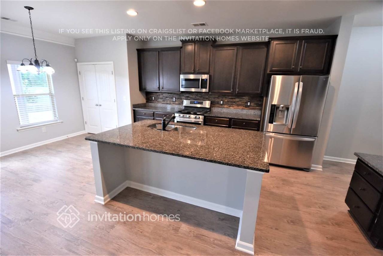612 Darnell Rd - Photo 7 of 17