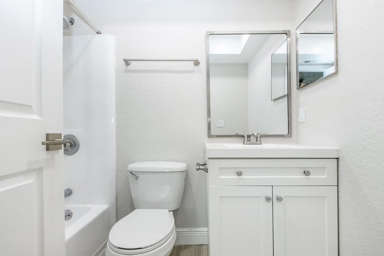Palm Flats Apartments - Photo 4 of 39