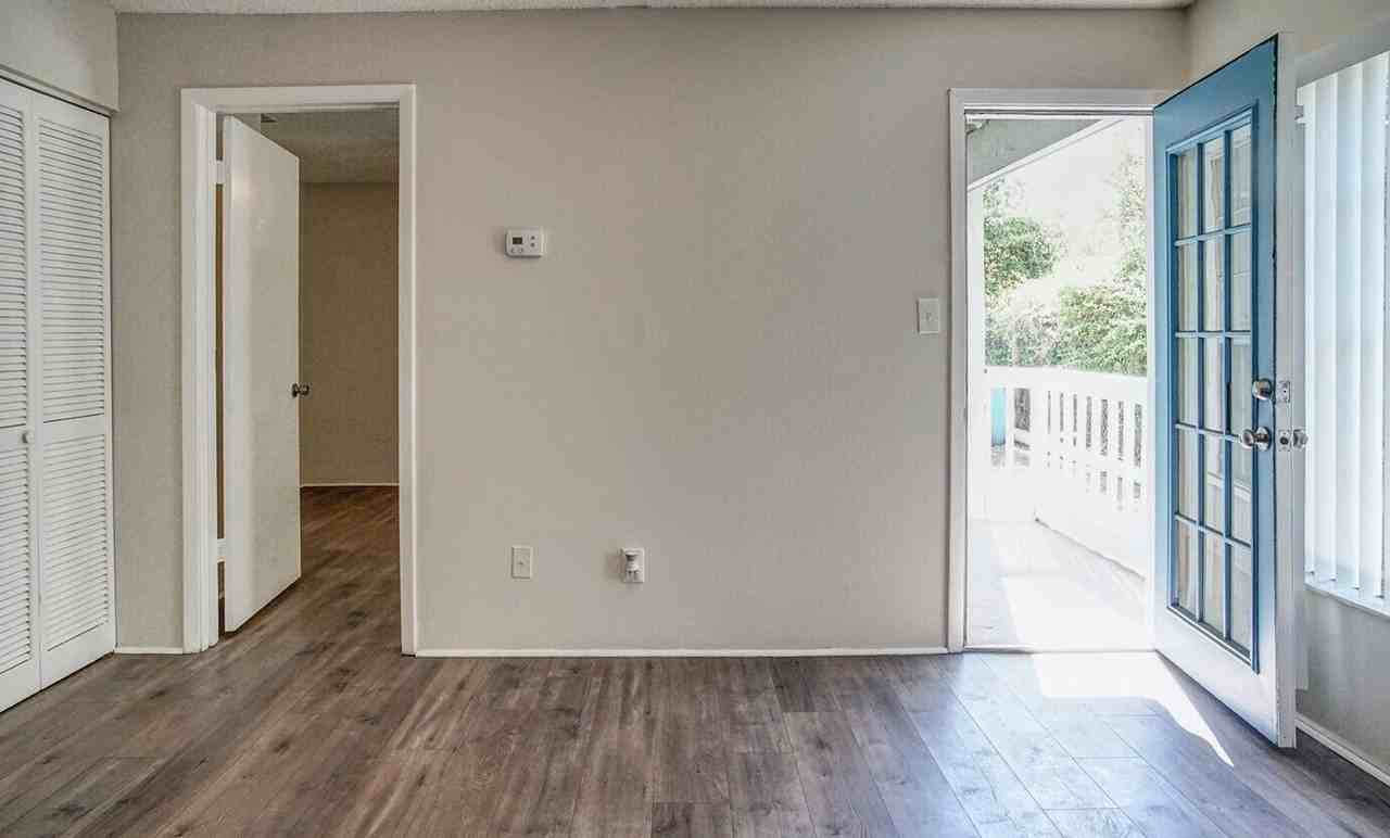 Timber Trace Apartments - Photo 5 of 50