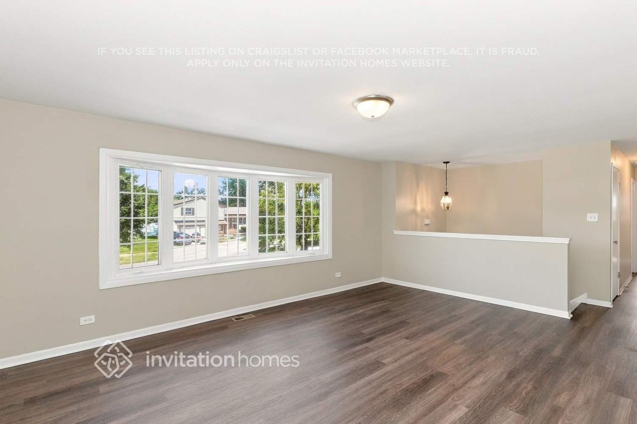 15238 Ridgeland Ave - Photo 5 of 18