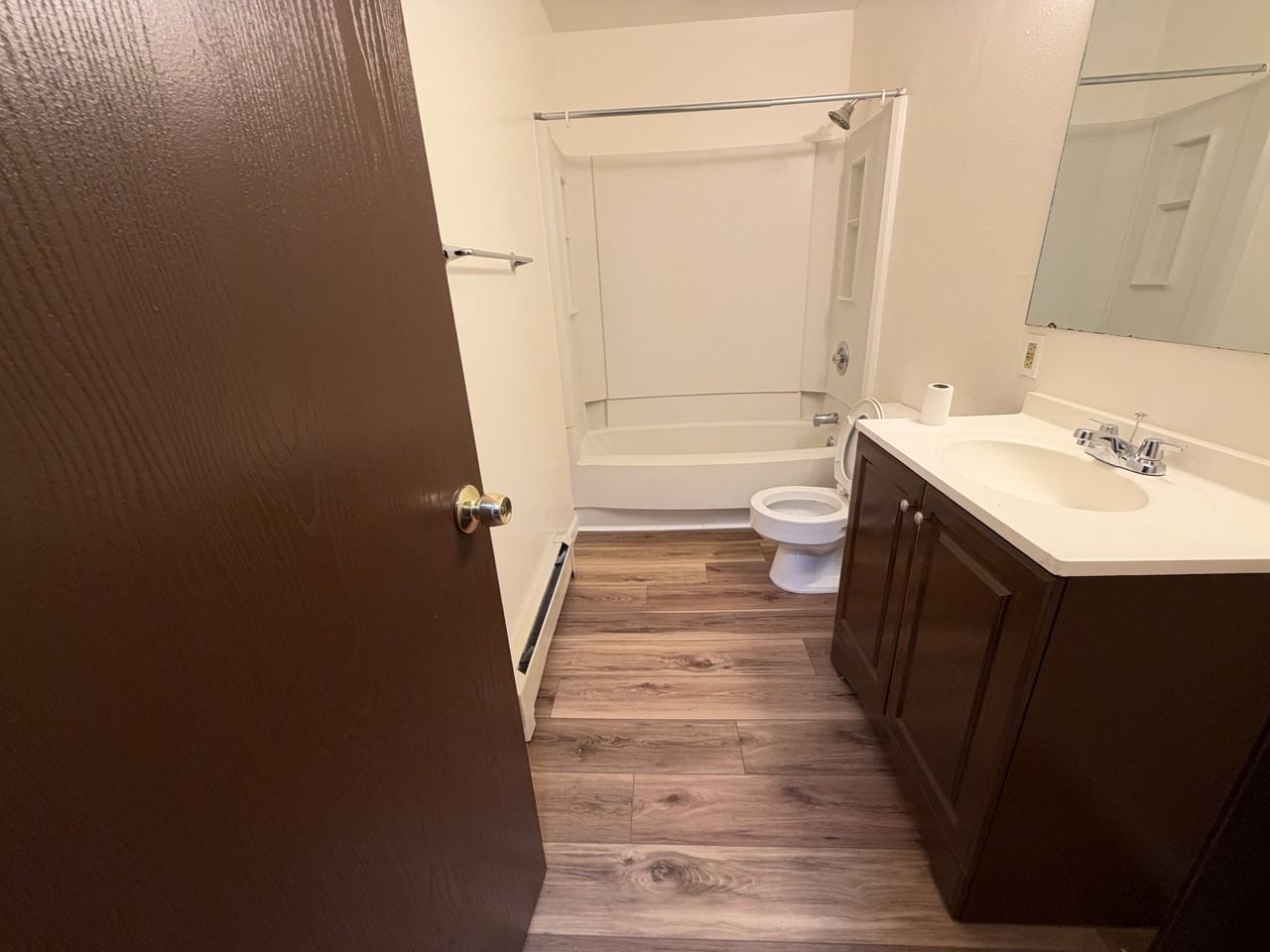 826 W 10th St #826 - Photo 5 of 12