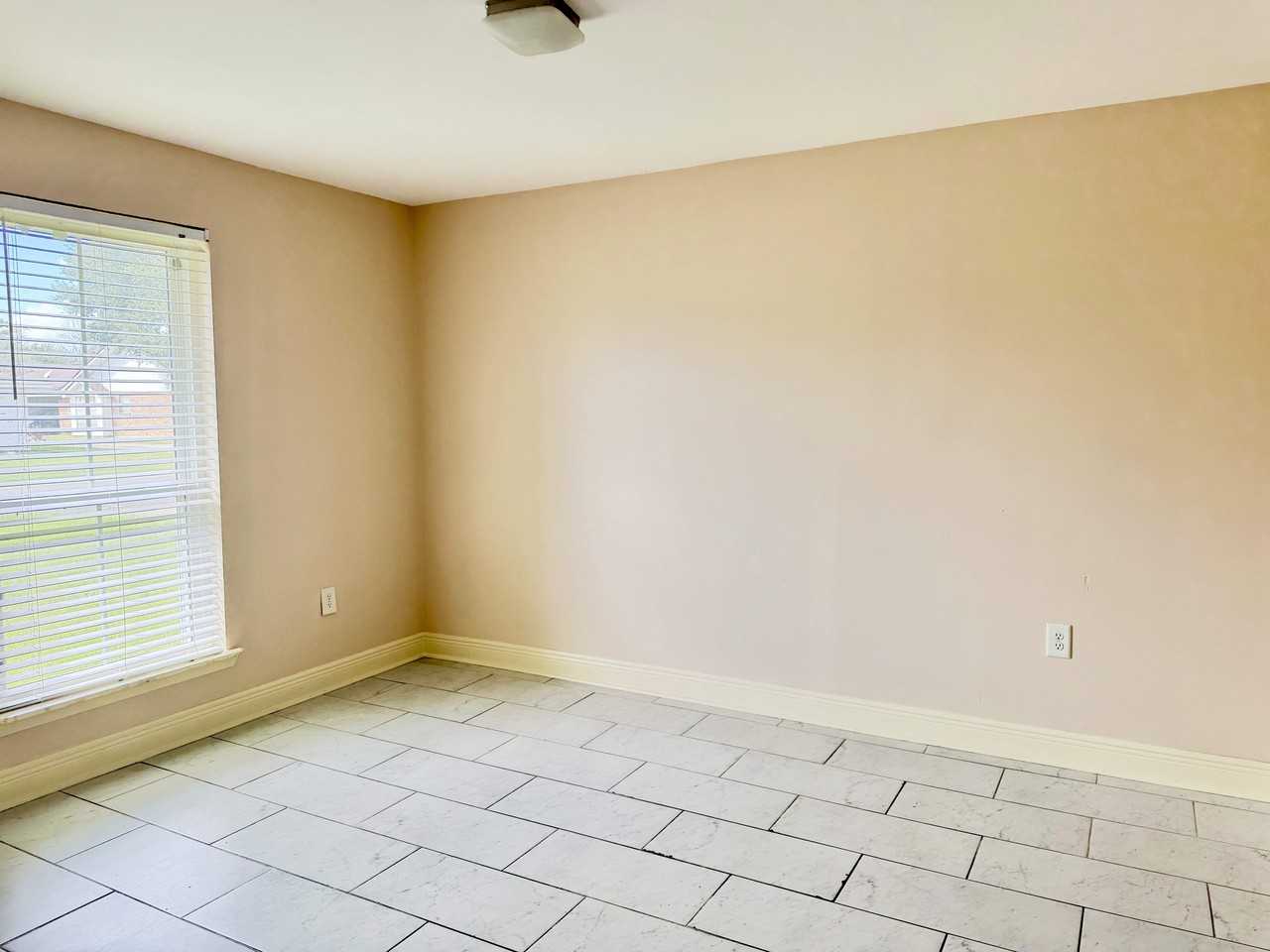 2223 Firewood Dr #1 - Photo 5 of 14
