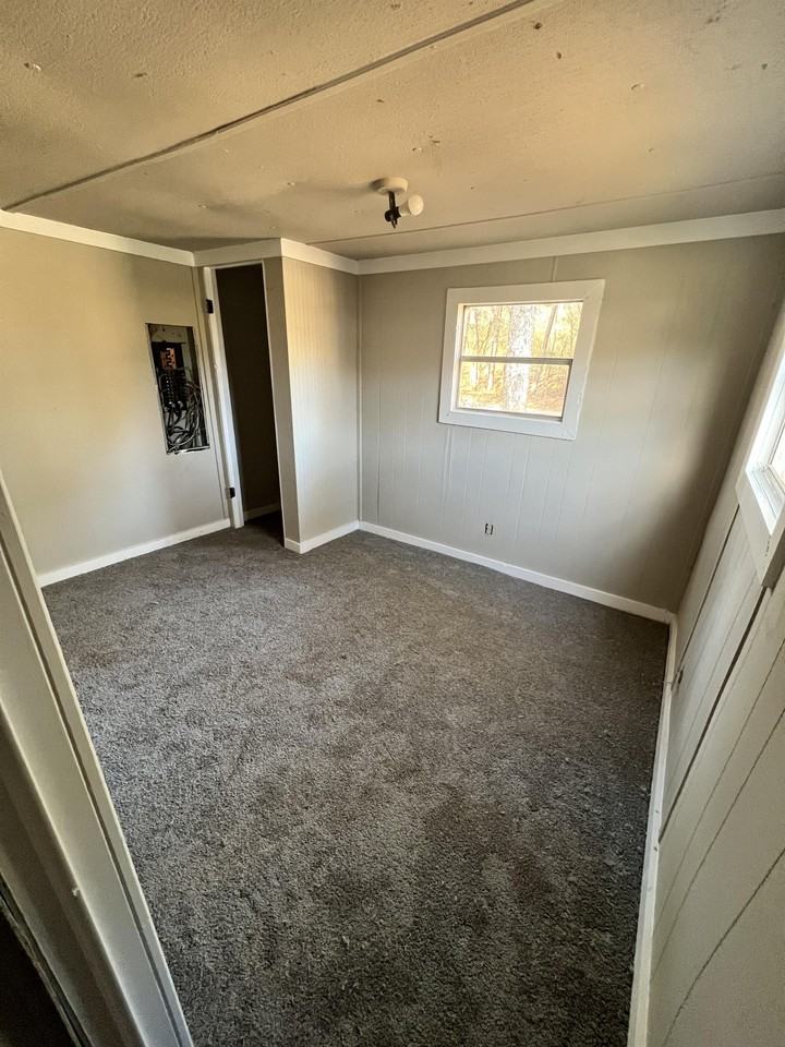 295 E Wright St - Photo 5 of 9