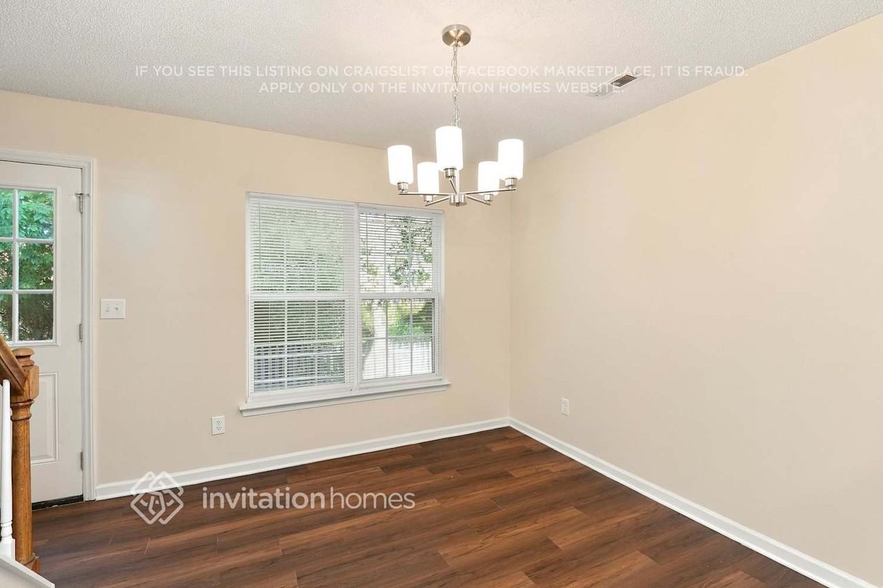 2621 Forest Grove Ct - Photo 5 of 18