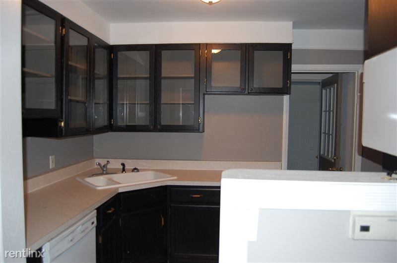 1502 White St #1 - Photo 6 of 25