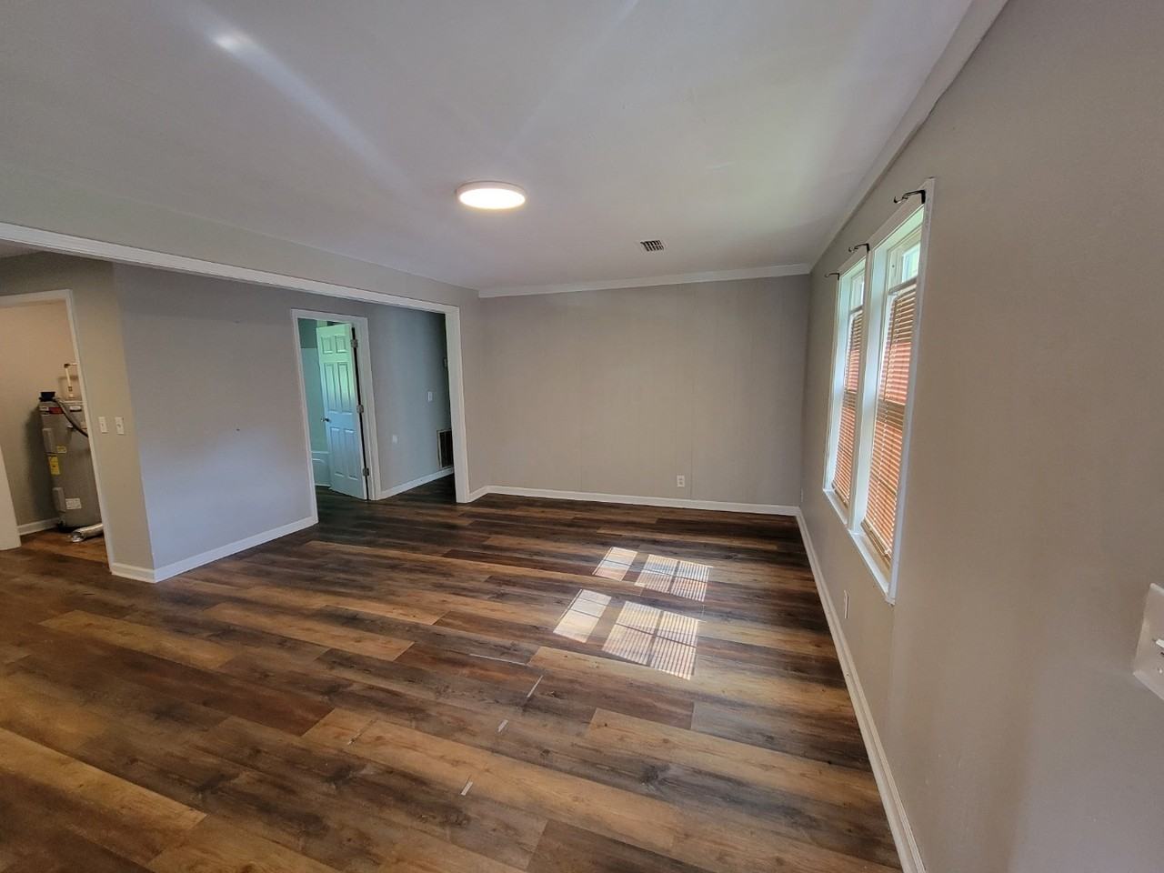 206 Westwood Dr - Photo 4 of 11