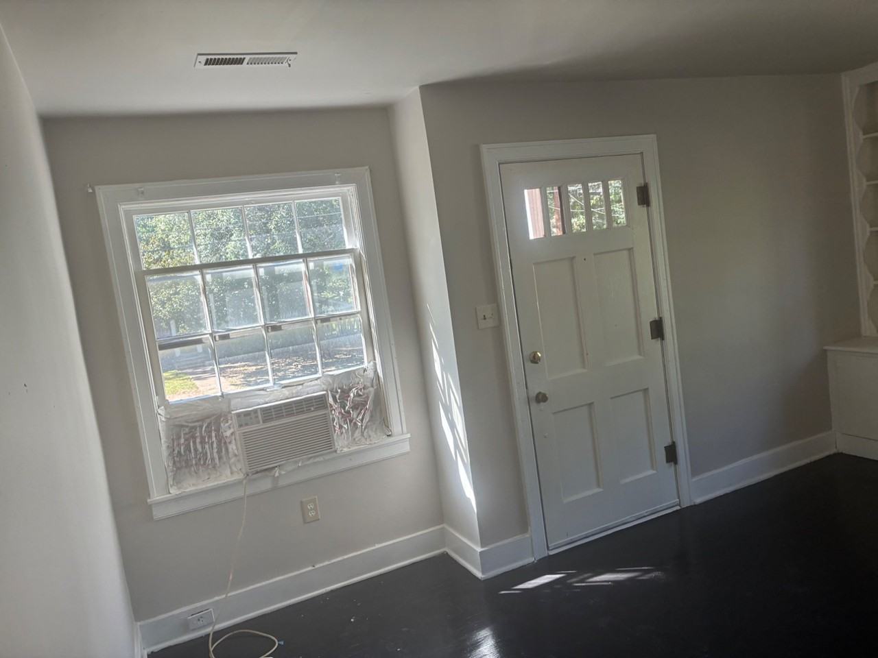 310 Park Ave - Photo 7 of 11