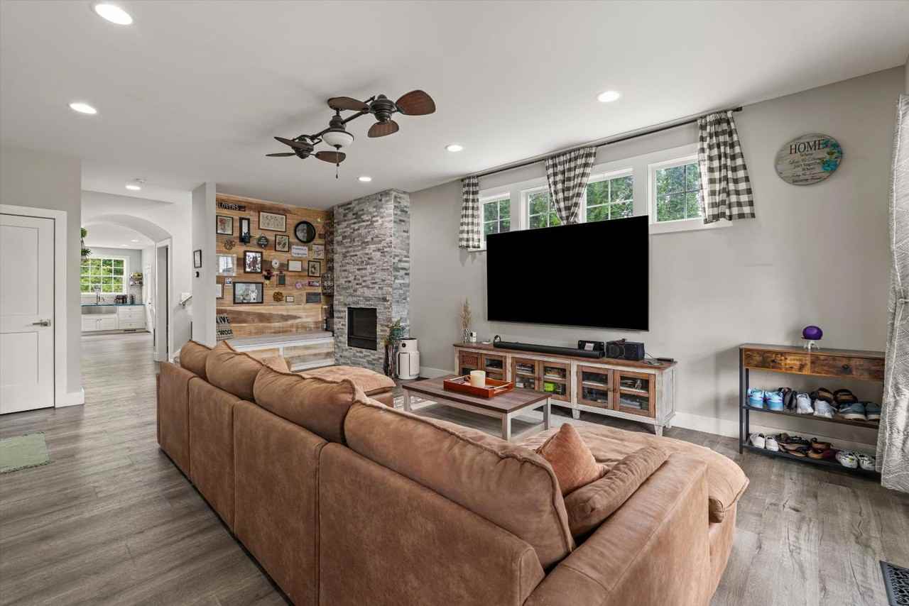 2 Village Dr - Photo 6 of 11