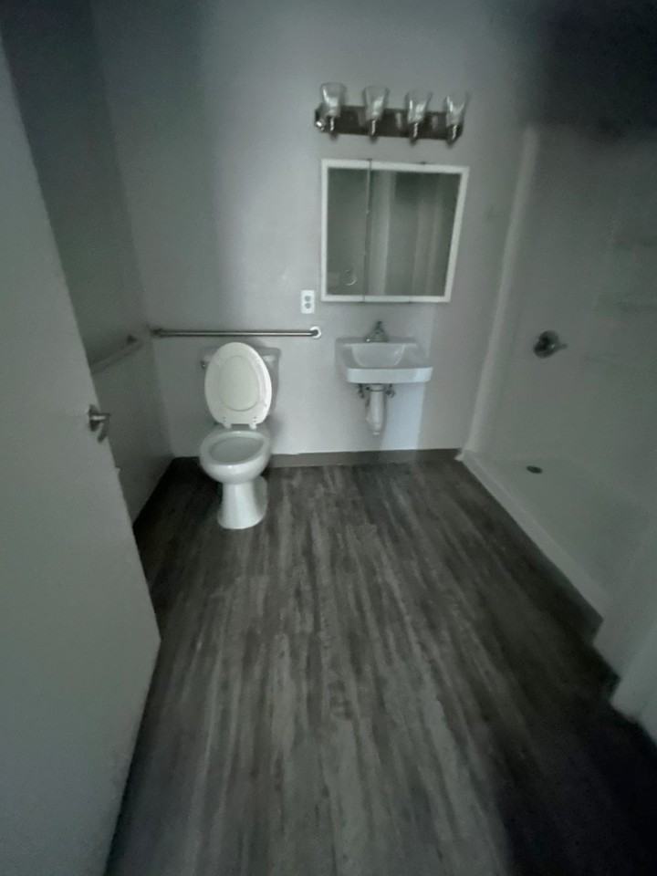 3817 S. Veterans Blvd-611 #611-60 - Photo 3 of 13