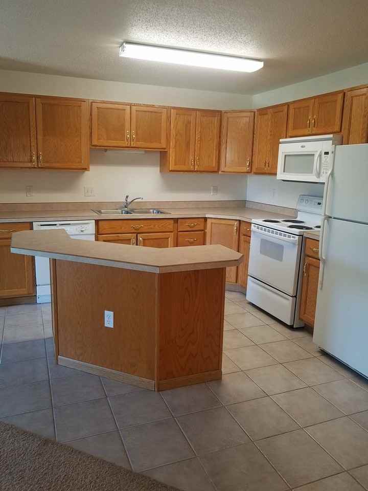 5002 16th Ave S - Photo 5 of 28