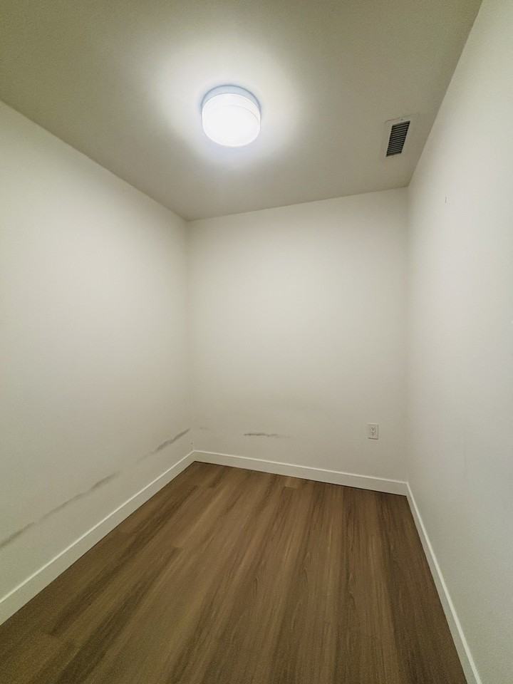 618 Carnarvon St #2601 - Photo 6 of 50
