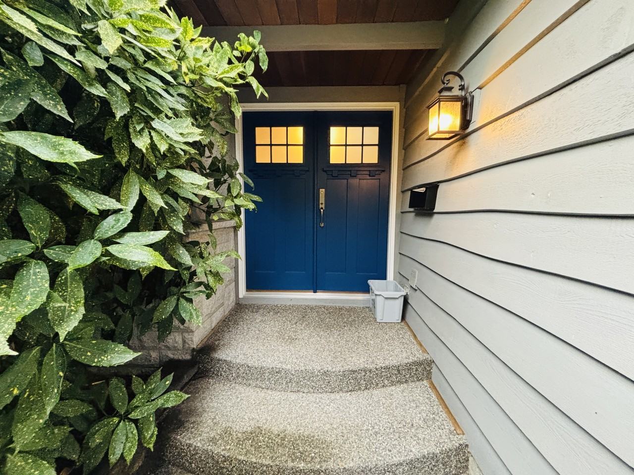 11189 Canyon Cres - Photo 6 of 50