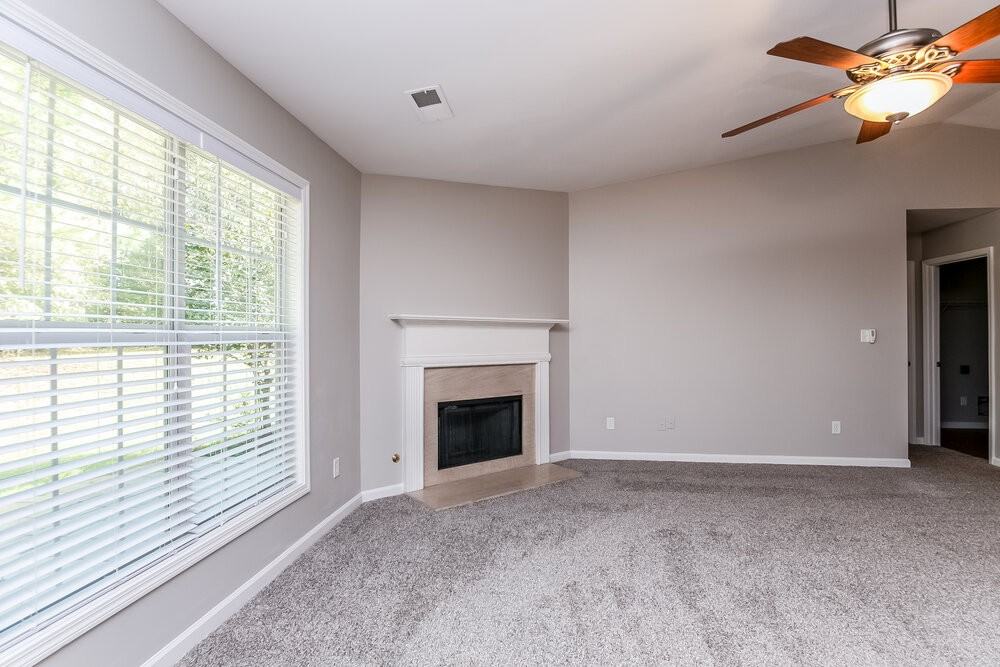 436 Eglington Trl - Photo 7 of 17