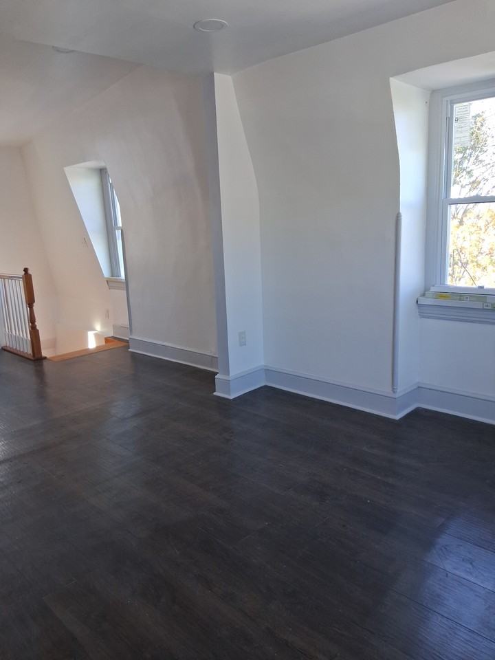 1568 N 10th St #3 - Photo 5 of 23
