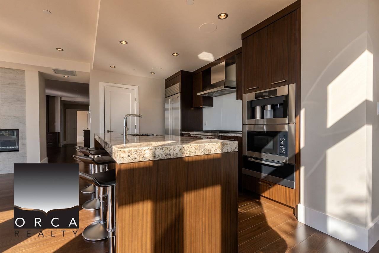 2551 Highgrove Mews - Photo 5 of 43