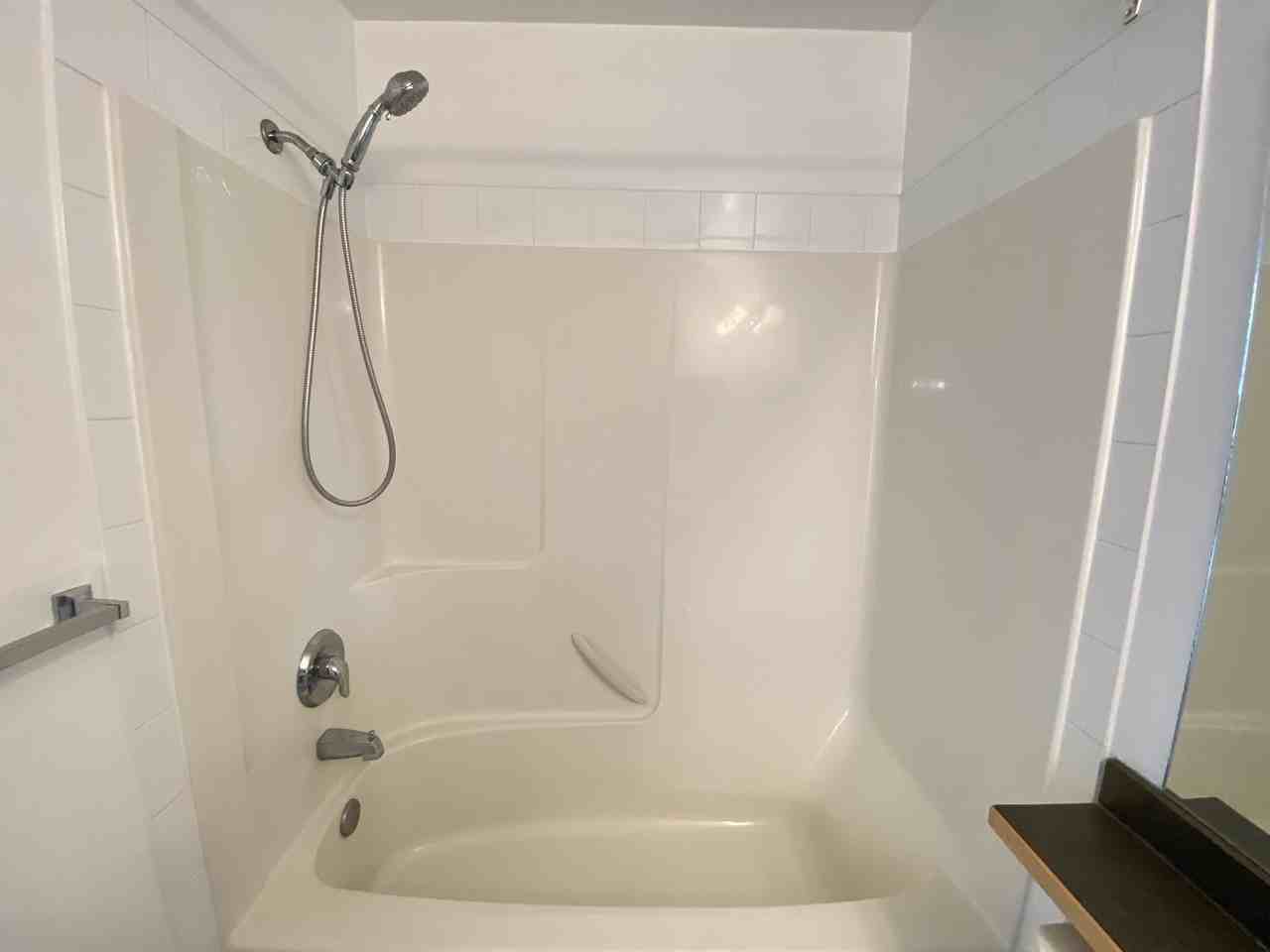 11325 83 St Nw - Photo 4 of 19