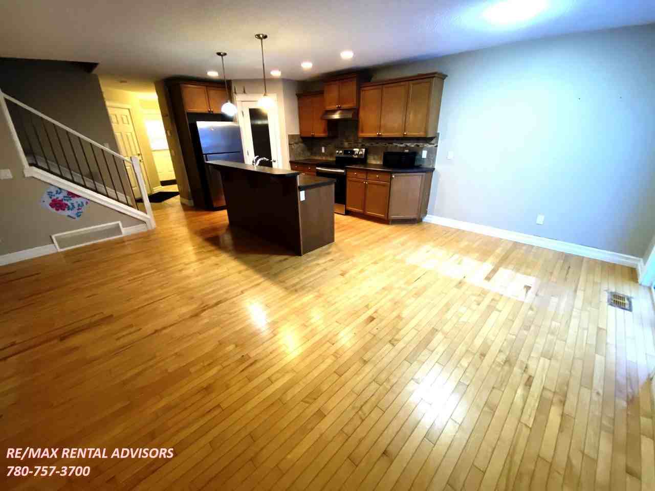 3034 16a Ave Nw - Photo 6 of 18