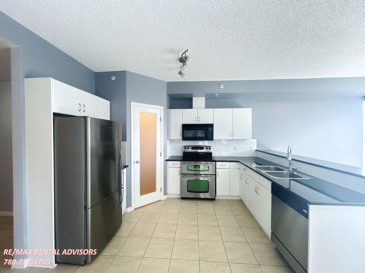 10504 99 Ave Nw - Photo 2 of 24